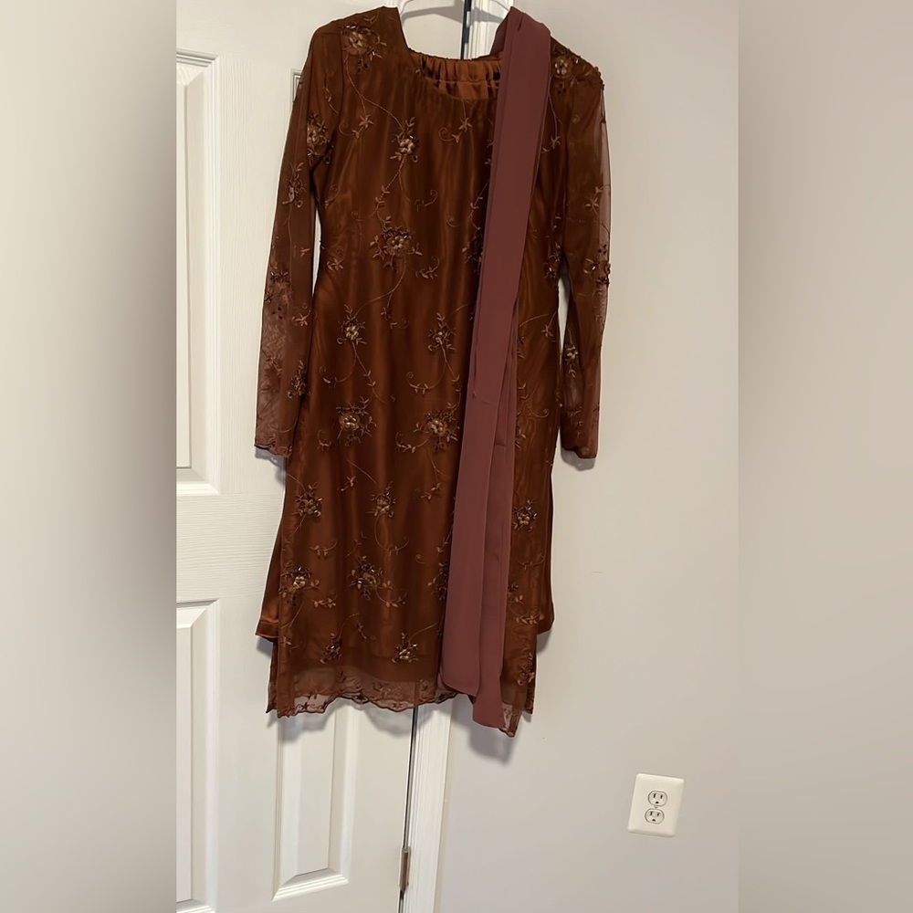 3 Piece Punjabi Suit (Medium)